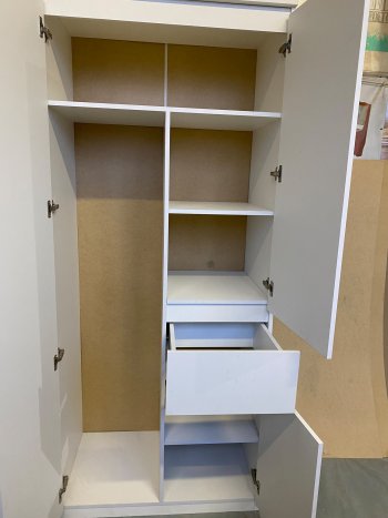 Шкаф Элана 2-х 900 с ящиком в Карасуке - mebel154.com